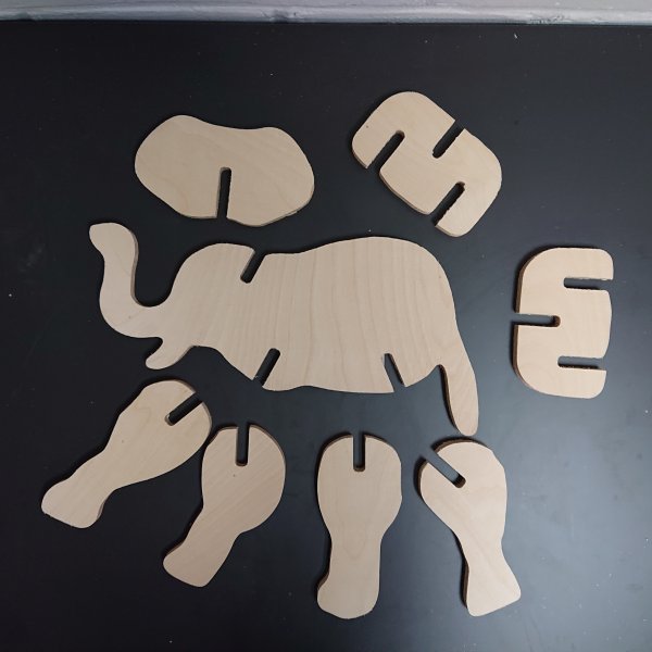 3D Holzbausatz Multiplex Birkenholz Konstruktions-Puzzle Modell Elefant